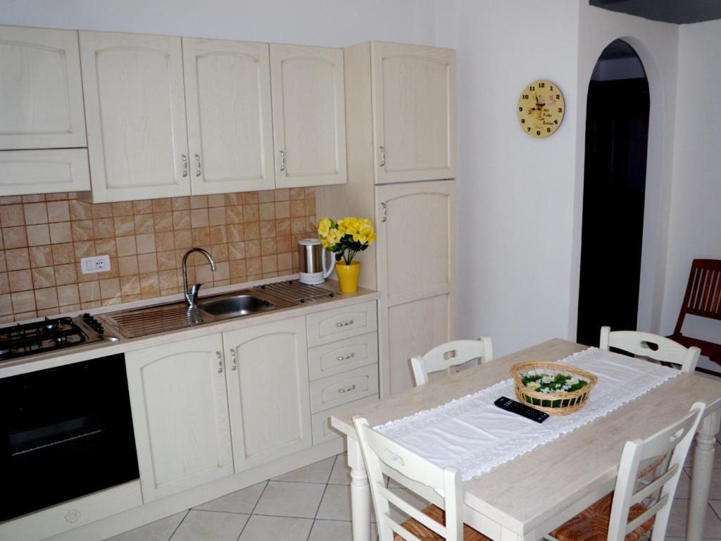 Casadelfaro Con Giardino A Pittulongu 600Metri Dalla Spiaggia Olbia Extérieur photo