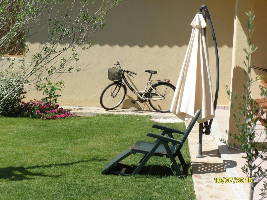 Casadelfaro Con Giardino A Pittulongu 600Metri Dalla Spiaggia Olbia Extérieur photo